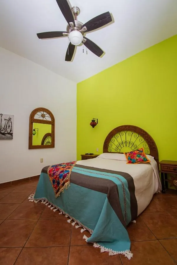 Vendégház Departamentos Claussen Hotel Mazatlán